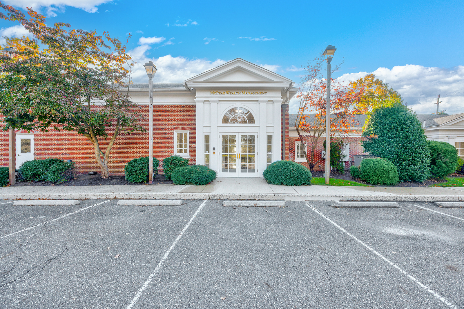 Exterior image of the McPeak Wealth Management Group building